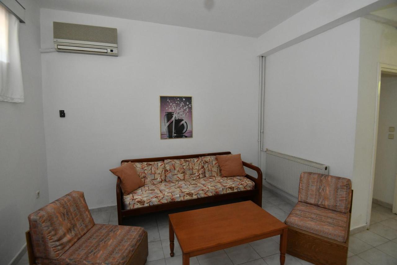 Niki Hotel Apartments Lalyssos Eksteriør billede